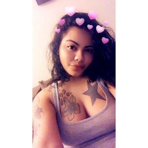 Meet your Posher, Monica